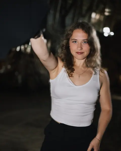 SOFĪJA — Fotogrāfs, Rīga
