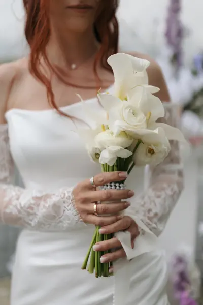 Kāzu ceremonija un fotosesija Likteņdārzā
