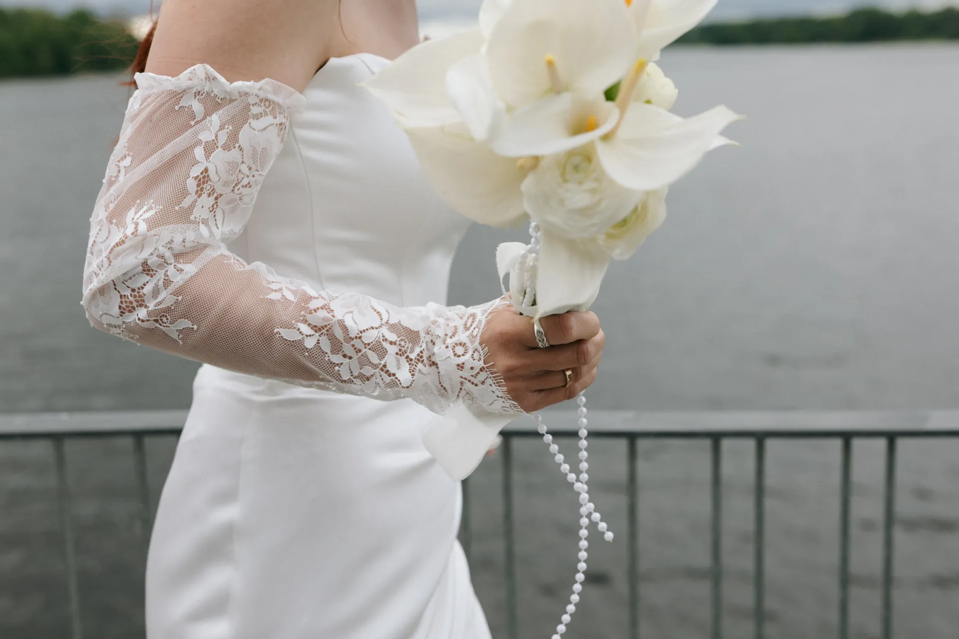 Kāzu ceremonija un fotosesija Likteņdārzā