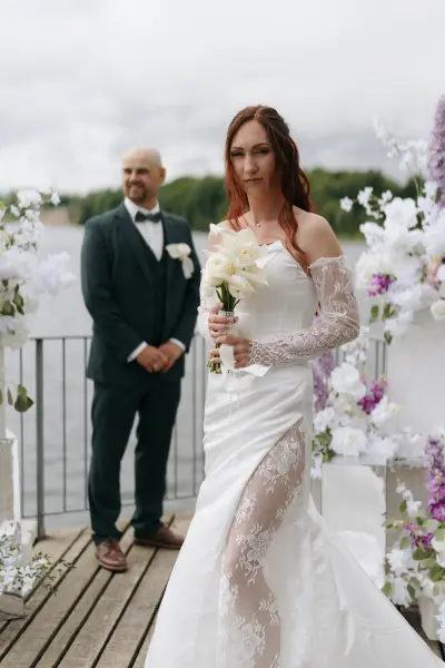 Kāzu ceremonija un fotosesija Likteņdārzā