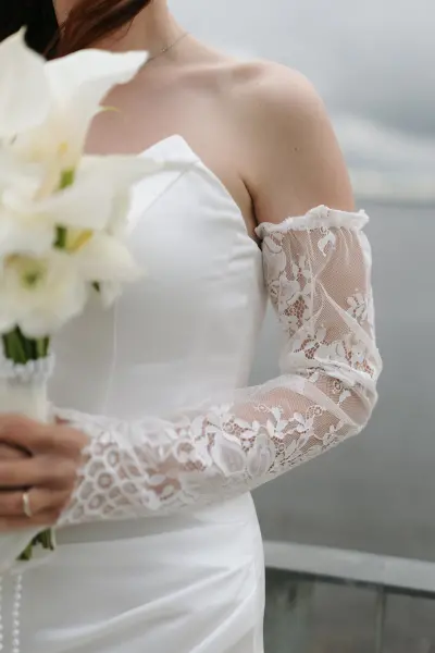 Kāzu ceremonija un fotosesija Likteņdārzā