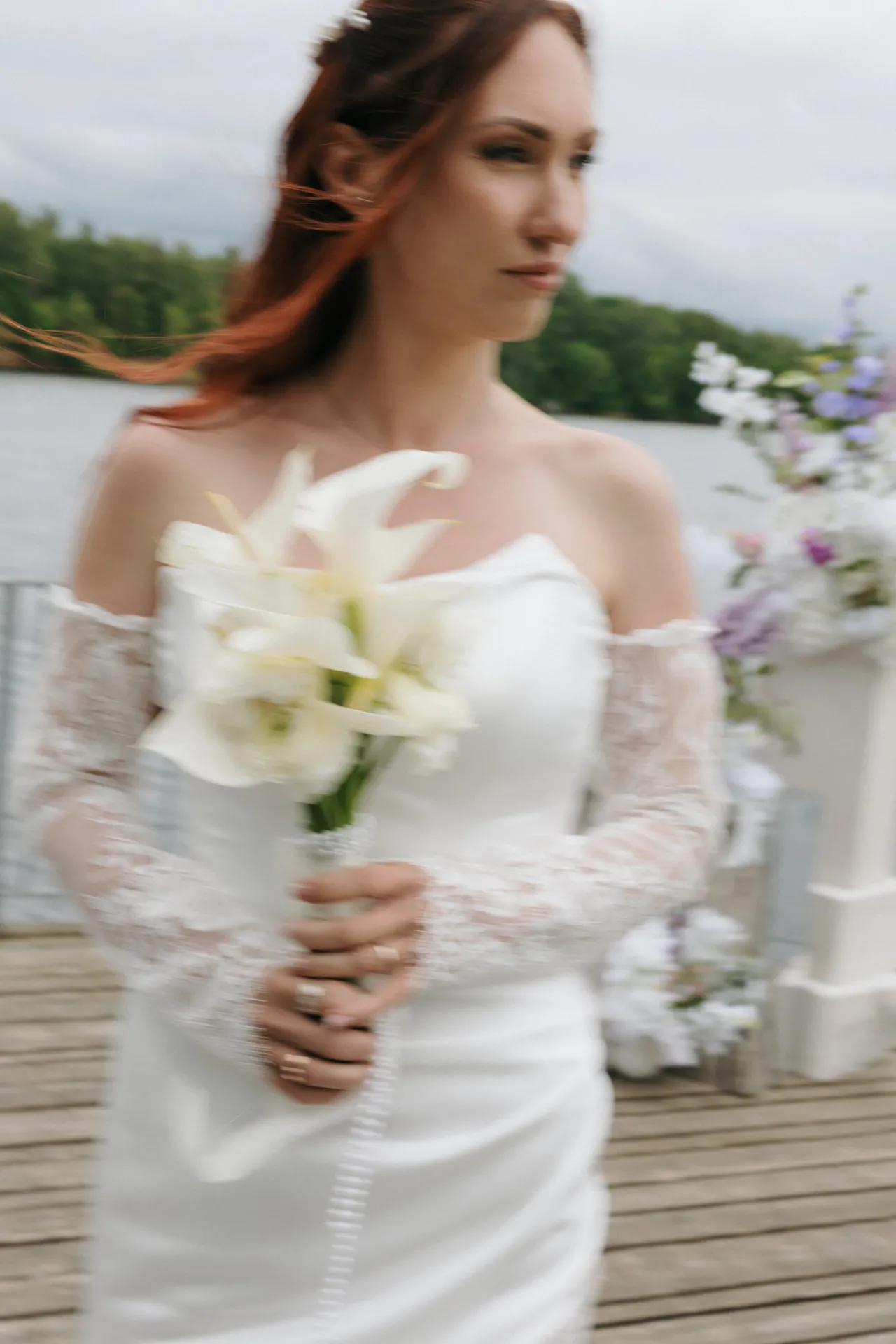 Kāzu ceremonija un fotosesija Likteņdārzā